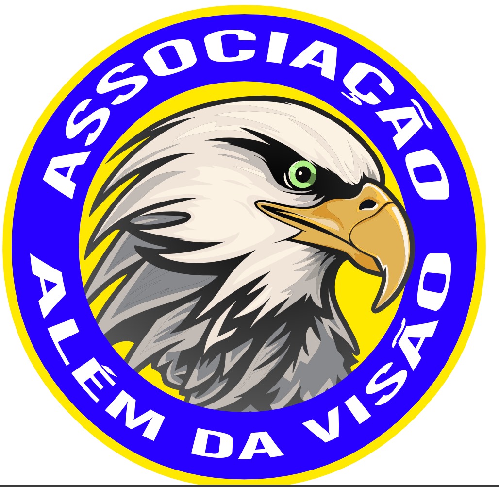 Logo da Associação Além da Visão
            Descrição do logo:
            
            Logotipo circular com um fundo amarelo no centro, onde está a imagem de uma águia. A águia é desenhada de perfil, voltada para a direita. Ela possui penas brancas e cinzas, um bico amarelo com detalhes em marrom e olhos verdes com uma pupila preta. Ao redor da águia, há um anel azul escuro com bordas amarelas. No anel azul, está escrito em letras maiúsculas e brancas: '
                ASSOCIAÇÃO' na parte superior e 'ALÉM DA VISÃO' na parte inferior. As letras são grandes e em negrito,
                com um estilo ligeiramente inclinado. As palavras seguem a curvatura do anel, formando um círculo
                completo ao redor da águia.